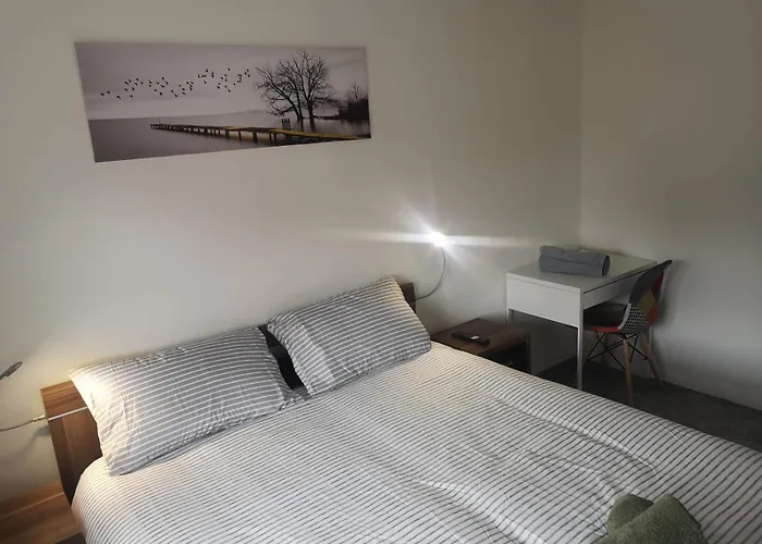 Mossbank House Luton Airport