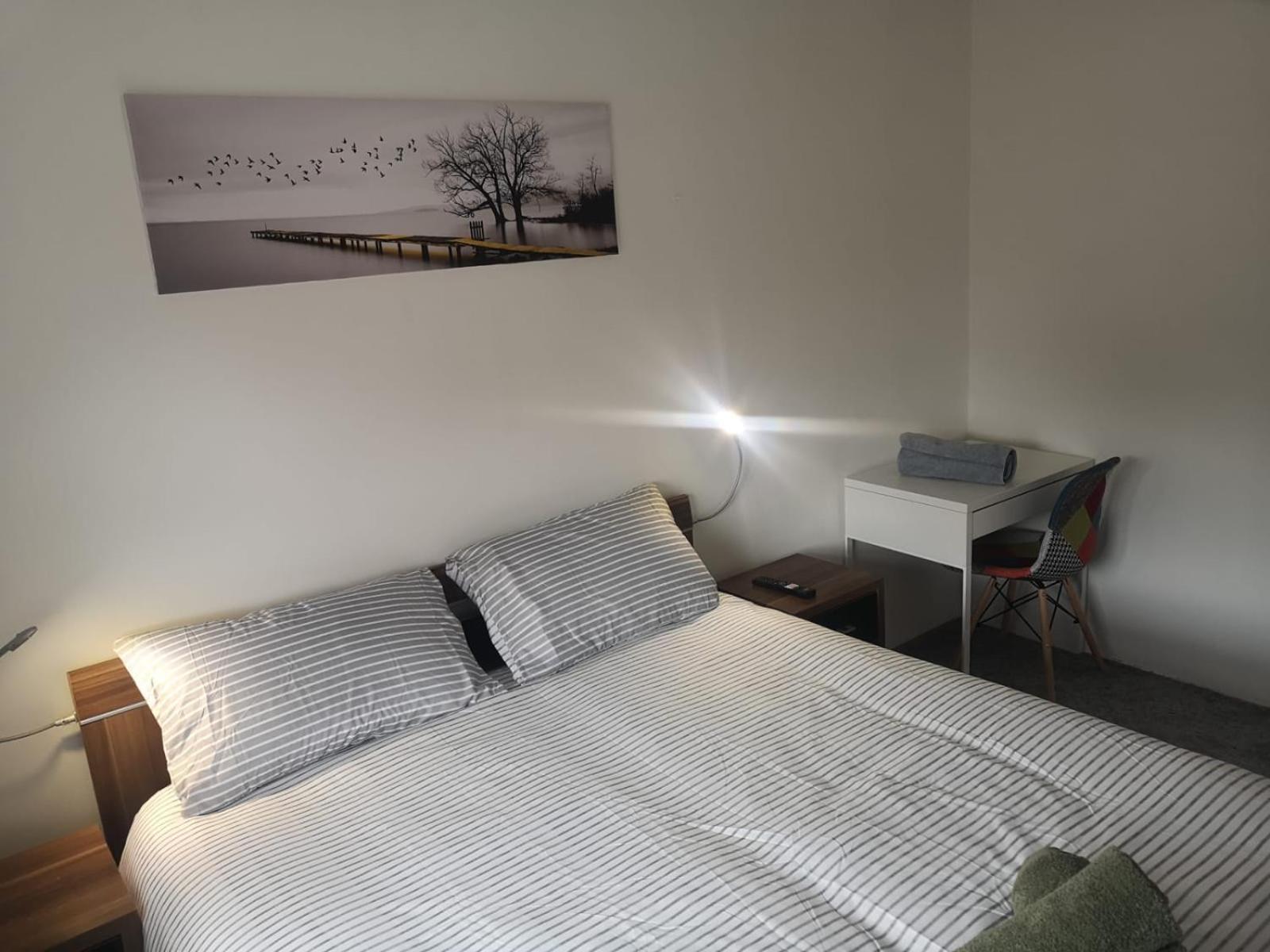 Mossbank House Luton Airport * Luton (Bedfordshire)
